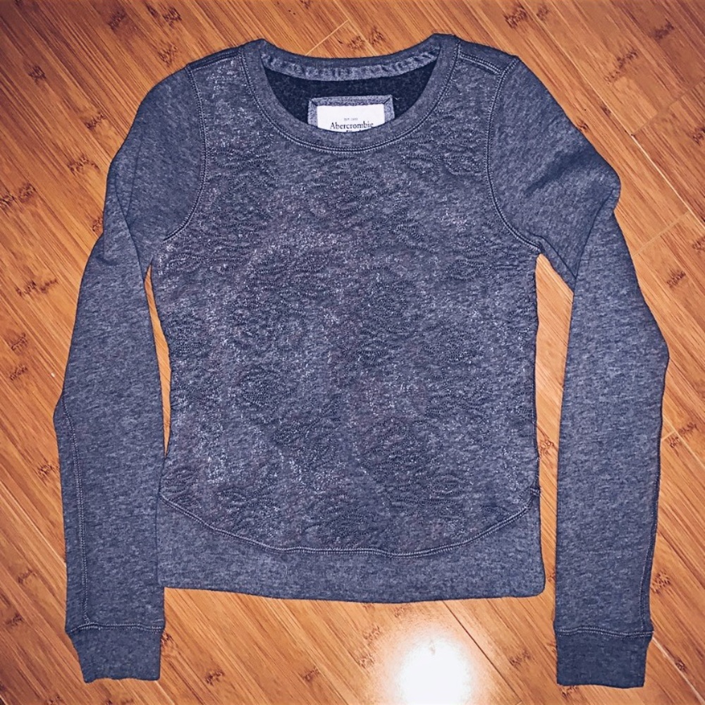 abercrombie and fitch flower embroidered sweater